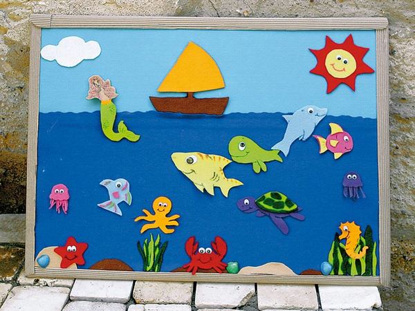 Ahşap çerçeveli keçe deniz panosu: yelkenli, güneş, balıklar, ahtapot, kaplumbağa ve deniz atı